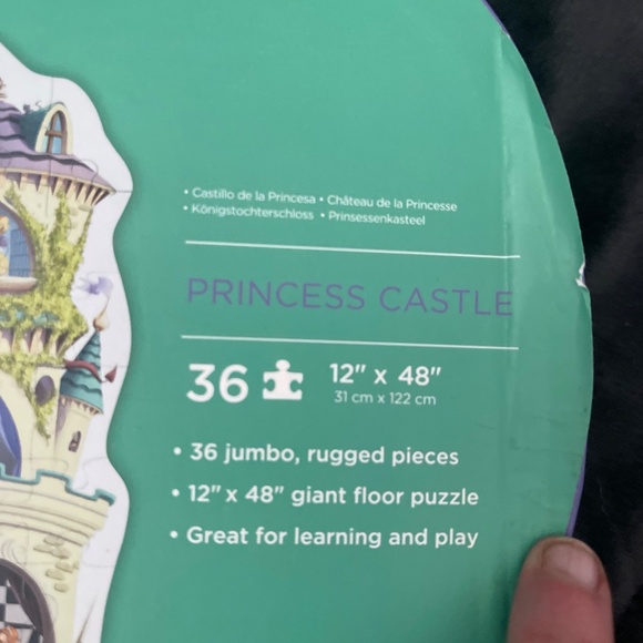 Preloved Princess Castle Puzzle 🧩 - Picture 6 of 9